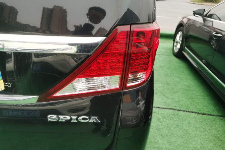 Used Yema Spica 2018 1.5L Manual Luxury Model Right Rear Taillight
