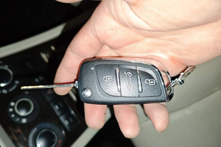 Used Yema Spica 2018 1.5L Manual Luxury Model Vehicle Key