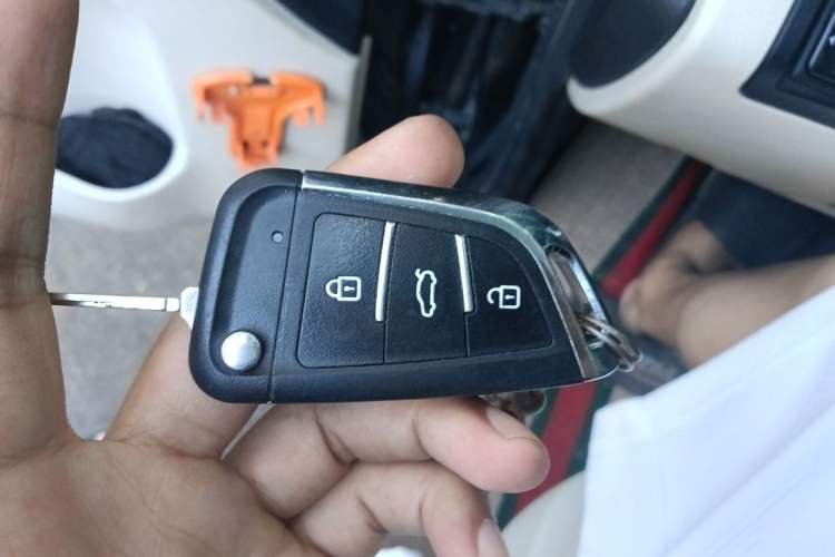 Used Yema Spica 2018 1.5L Manual Elite Version Vehicle Key