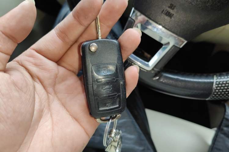 Used Yema Spica 2018 1.5L Manual Comfort Model Vehicle Key
