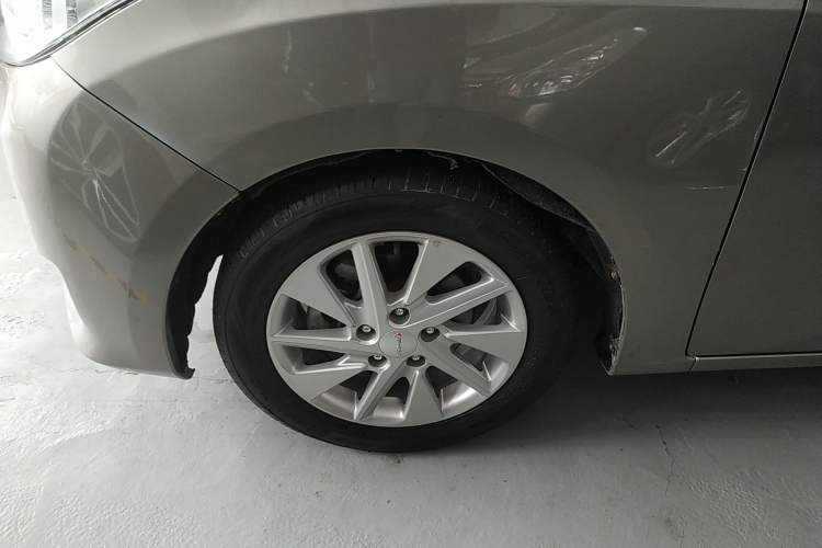 Used Yema Spica 2018 1.5L Manual Comfort Model Left Front Wheel Hub