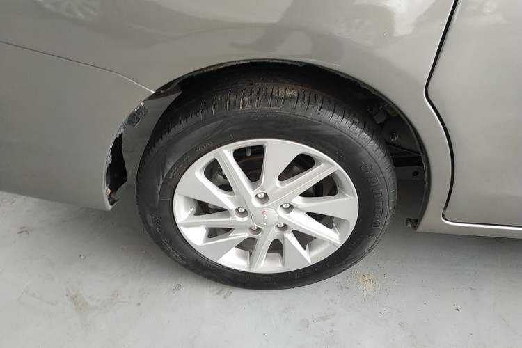 Used Yema Spica 2018 1.5L Manual Comfort Model Right Rear Wheel Hub