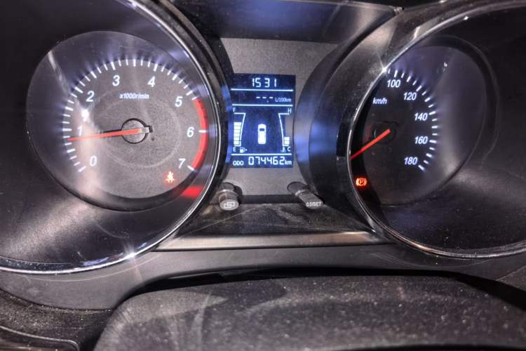 Used Yema Spica 2018 1.5L Manual Elite Version Odometer Close Up