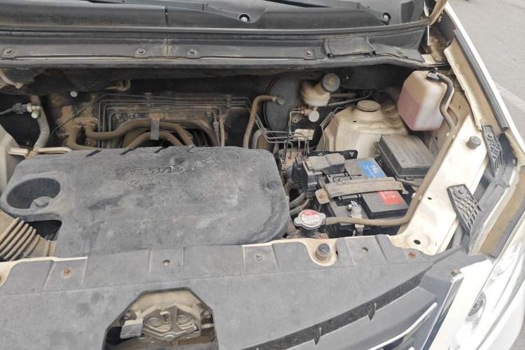 Used Yema Spica 2018 1.5L Manual Luxury Model Engine Bay Left
