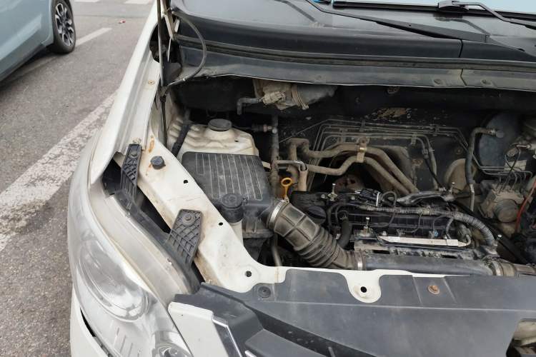 Used Yema Spica 2018 1.5L Manual Comfort Model Engine Bay Right