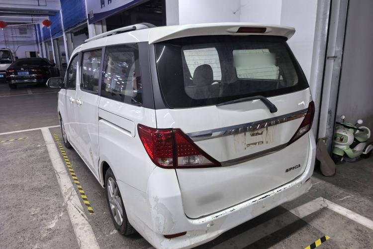 Used Yema Spica 2018 1.5L Manual Luxury Model Exterior 3