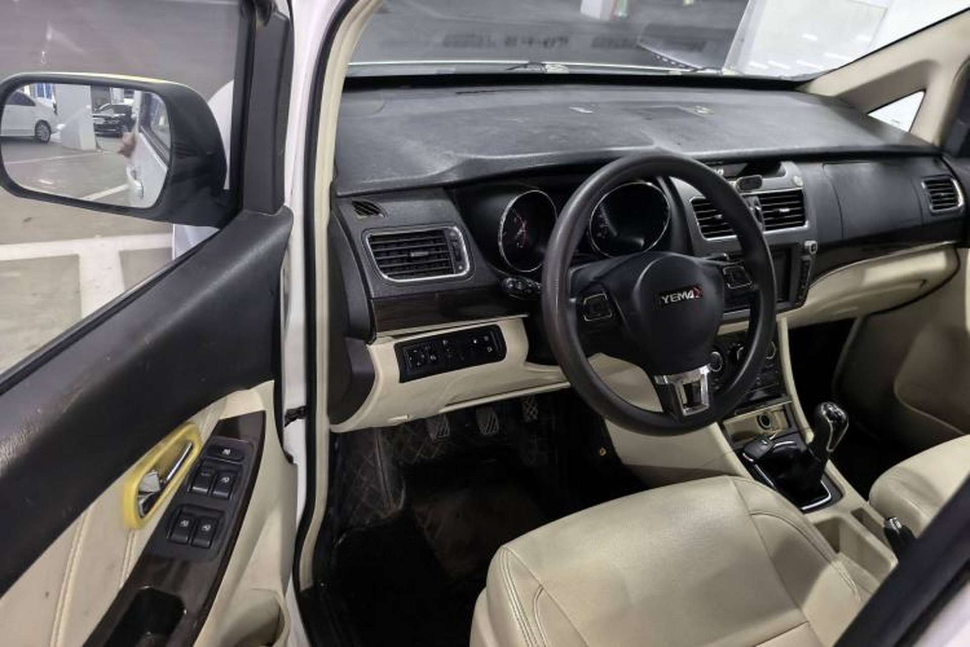 Used Yema Spica 2018 1.5L Manual Luxury Model Interior 2