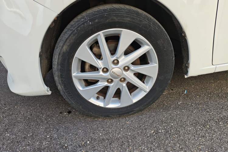 Used Yema Spica 2018 1.5L Manual Comfort Model Left Front Wheel Hub