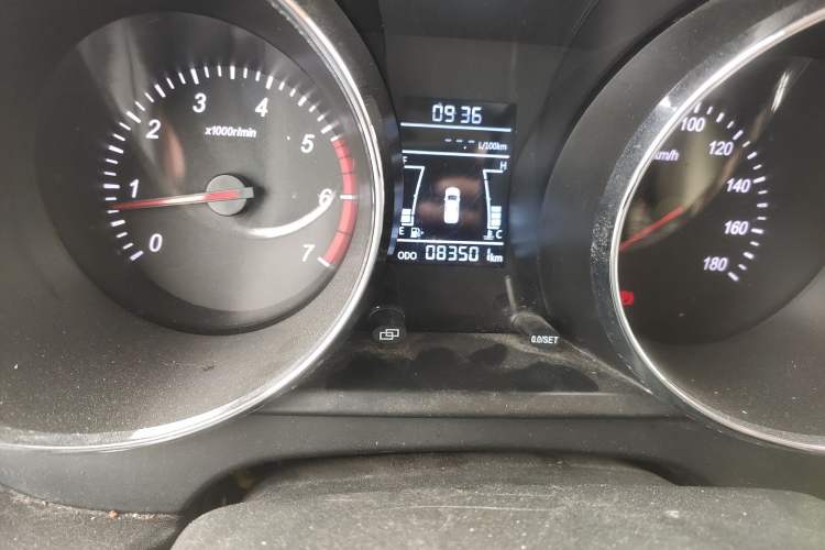 Used Yema Spica 2018 1.5L Manual Luxury Model Odometer Close Up