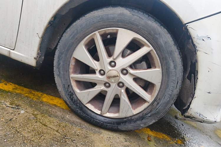 Used Yema Spica 2018 1.5L Manual Luxury Model Right Front Wheel Hub