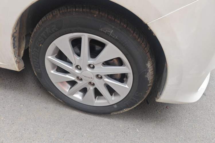 Used Yema Spica 2018 1.5L Manual Luxury Model Right Front Wheel Hub