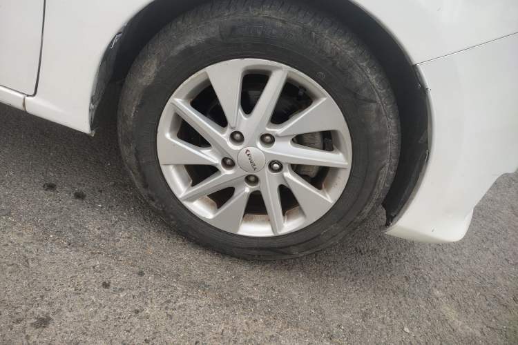 Used Yema Spica 2018 1.5L Manual Luxury Model Right Front Wheel Hub