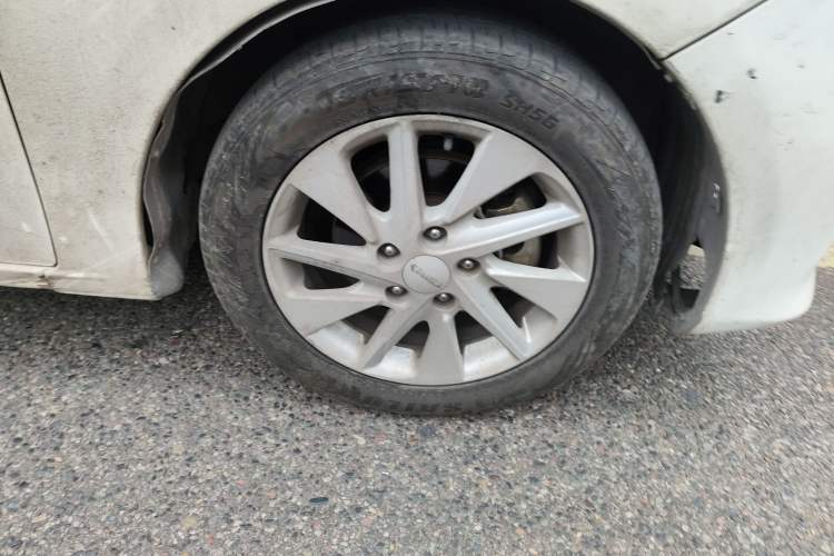 Used Yema Spica 2018 1.5L Manual Comfort Model Right Front Wheel Hub