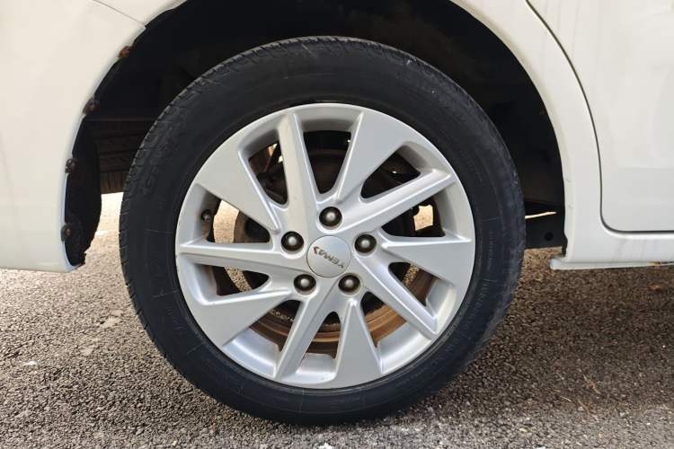 Used Yema Spica 2018 1.5L Manual Comfort Model Right Rear Wheel Hub