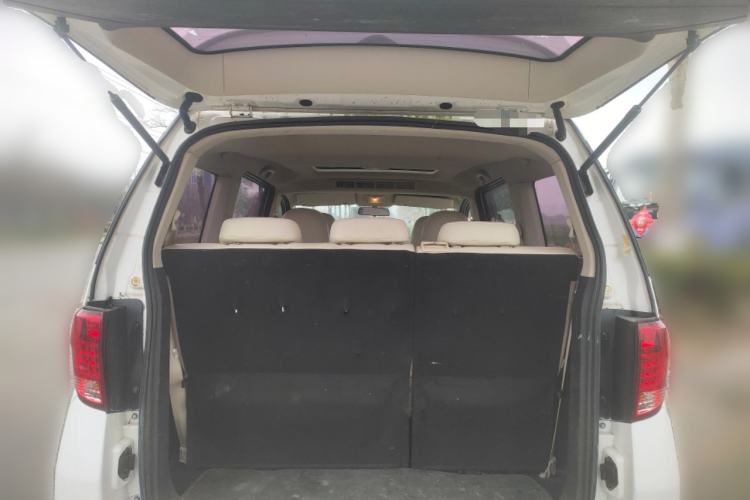 Used Yema Spica 2018 1.5L Manual Luxury Model Trunk