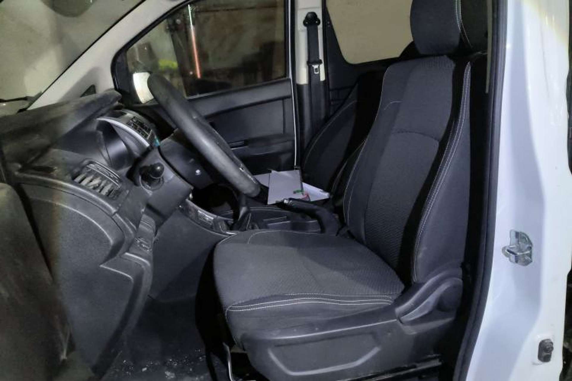 Used Yema Spica 2020 1.5L Manual Comfort Version Left Front Seat