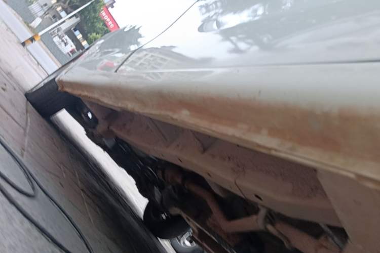 Used Yema Spica 2020 1.5L Manual Comfort Version Left Side Sill