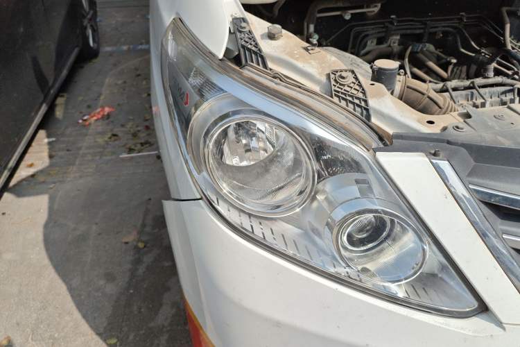 Used Yema Spica 2021 1.5L Manual Window-Sealed Version 2 Seats Right Front Headlight