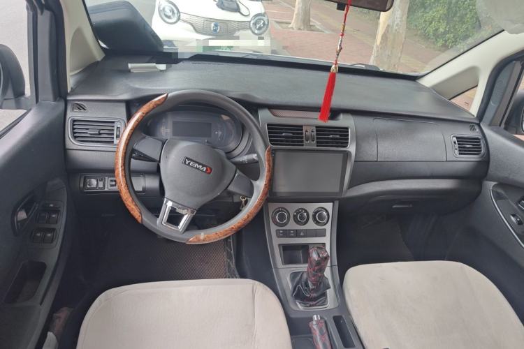 Used Yema Spica 2021 1.5L Manual Logistics Version 8 Seats Center Console