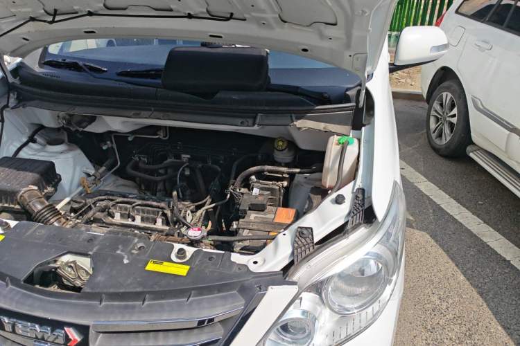 Used Yema Spica 2021 Revised Version 2 1.5L Manual Comfort Edition Engine Bay Left