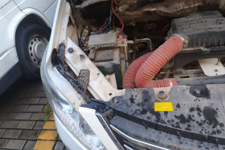 Used Yema Spica 2021 Revised 1.5L CVT Comfort Edition Engine Bay Right