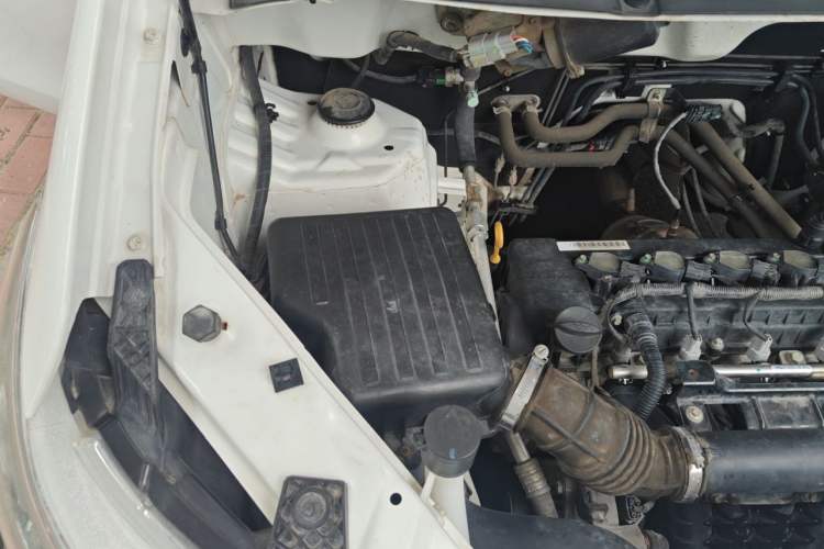 Used Yema Spica 2021 1.5L Manual Logistics Version 8 Seats Engine Bay Right