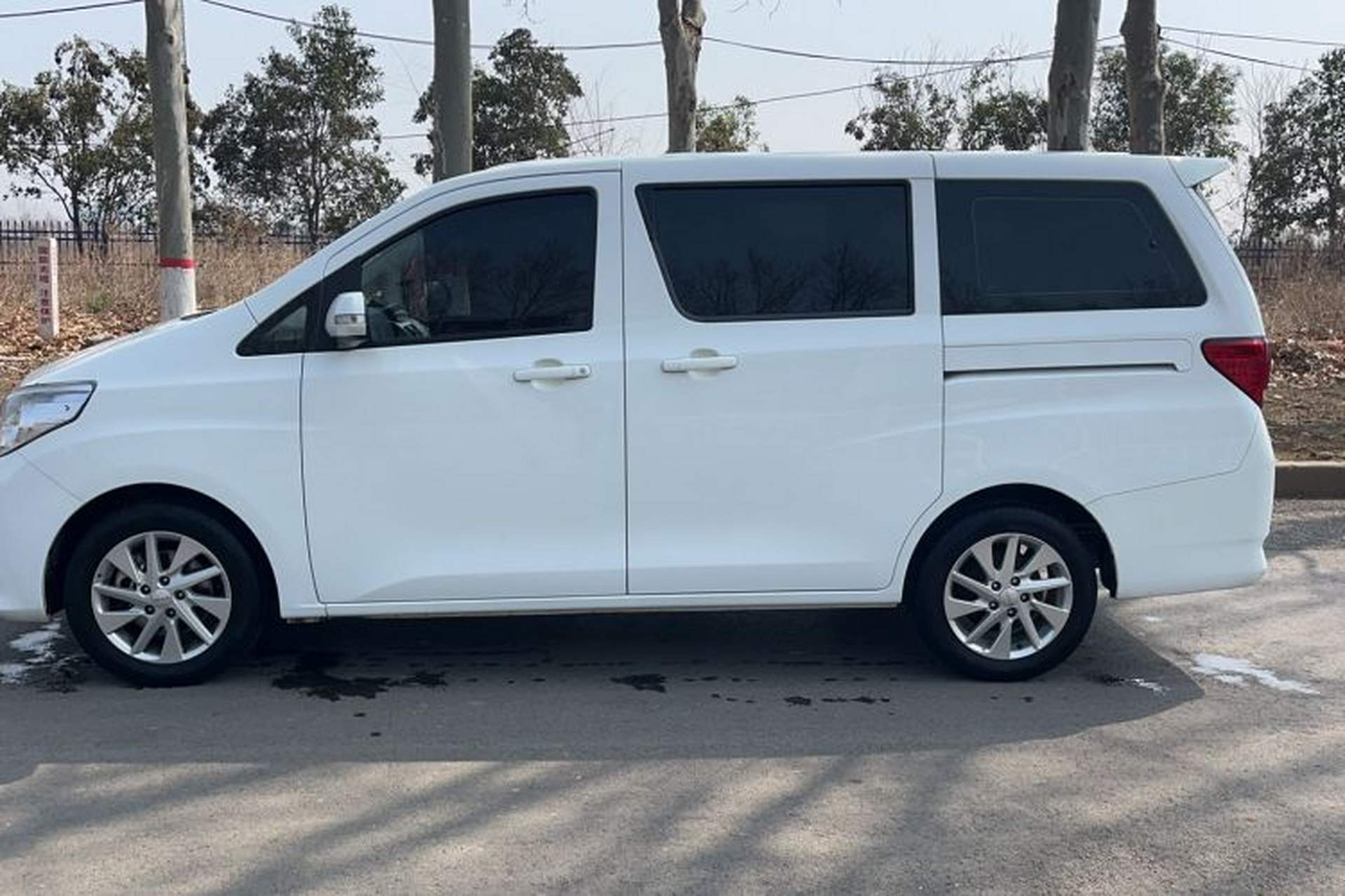 Used Yema Spica 2021 Revised 1.5L CVT Comfort Edition Exterior 1