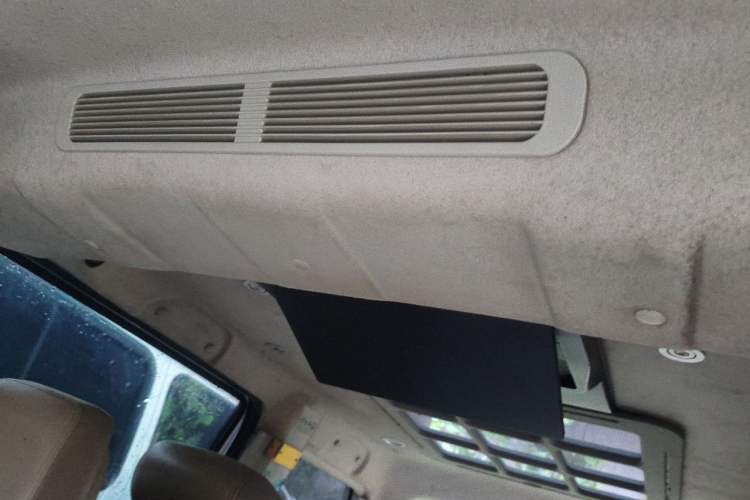 Used Yema Spica 2021 Revised 1.5L CVT Comfort Edition Headliner