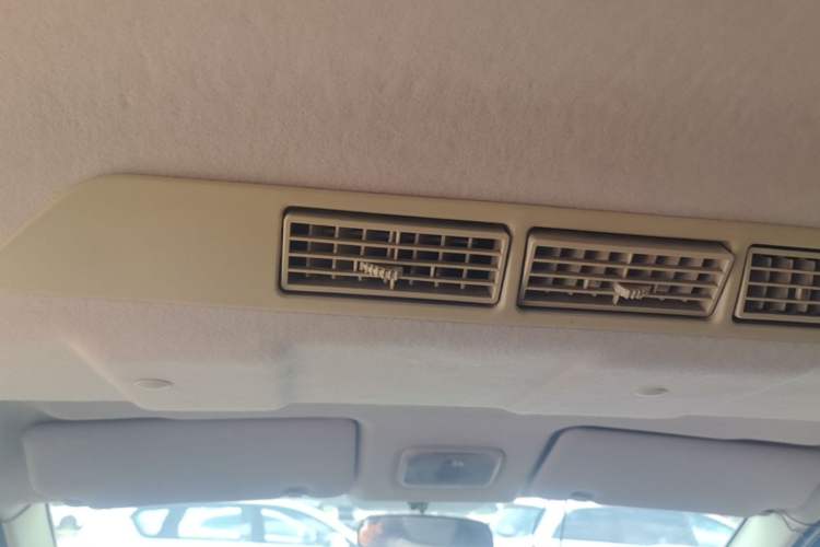 Used Yema Spica 2021 Revised 1.5L CVT Comfort Edition Headliner