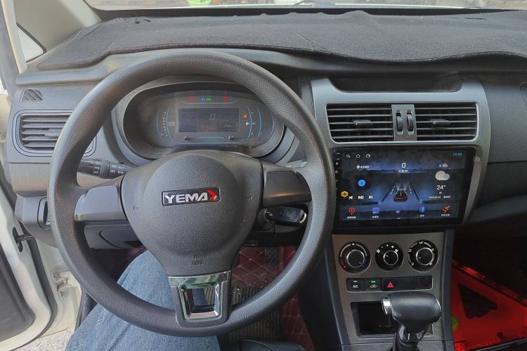 Used Yema Spica 2021 Revised 1.5L CVT Comfort Edition Interior 2