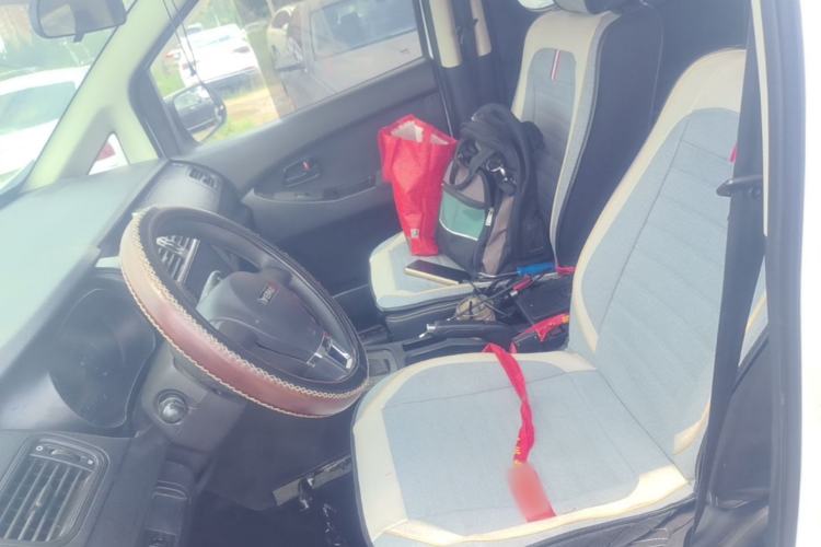 Used Yema Spica 2021 Revised 1.5L CVT Comfort Edition Left Front Seat