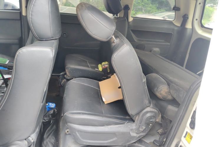 Used Yema Spica 2021 Revised 1.5L CVT Comfort Edition Left Rear Seat