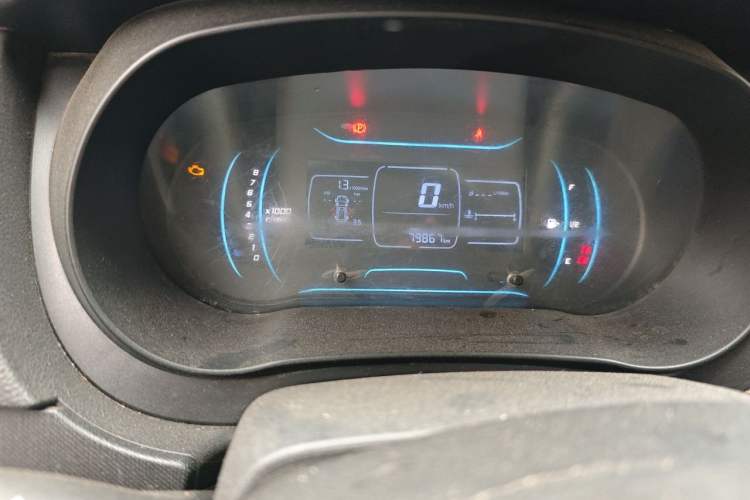 Used Yema Spica 2021 Revised Version 2 1.5L Manual Comfort Edition Odometer Close Up