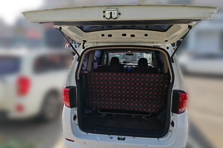 Used Yema Spica 2021 Revised Version 2 1.5L Manual Comfort Edition Trunk