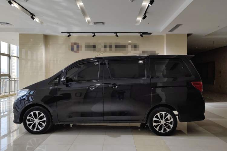 Used Yema Spica 2022 1.5L Manual Luxury Model Exterior 3