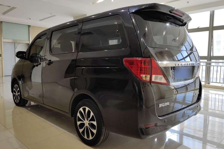 Used Yema Spica 2022 1.5L Manual Luxury Model Exterior 4
