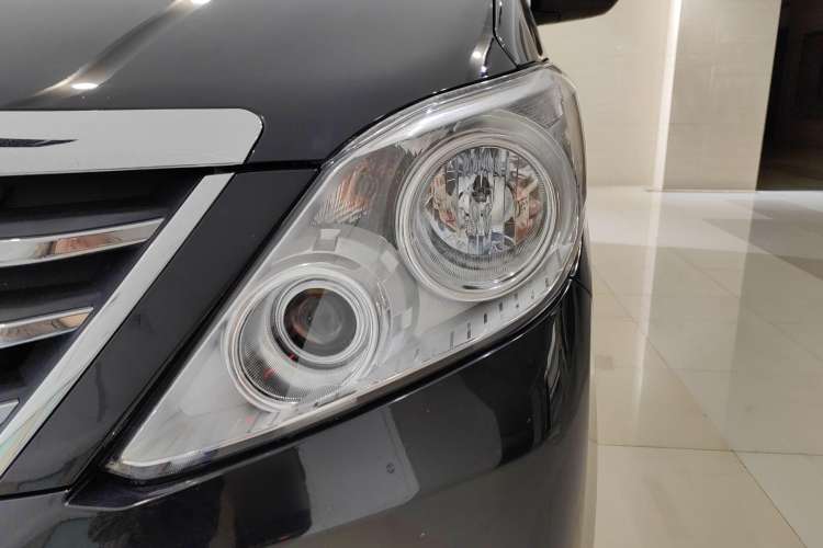Used Yema Spica 2022 1.5L Manual Luxury Model Exterior 8