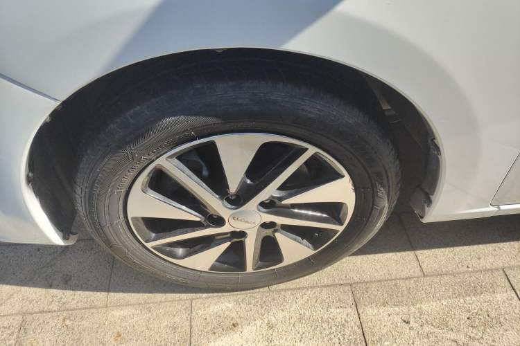 Used Yema Spica 2022 1.5L CVT Luxury Version Exterior 7