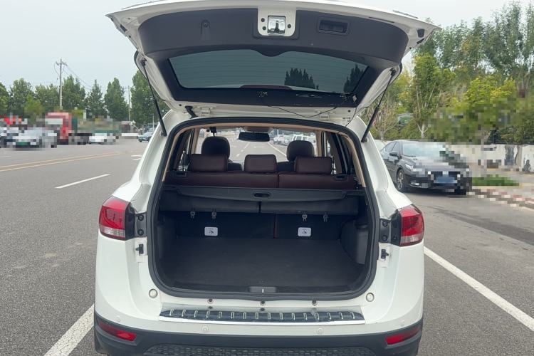 Used Yema T70 2016 Upgraded Model 1.8L Manual Elite Version Trunk