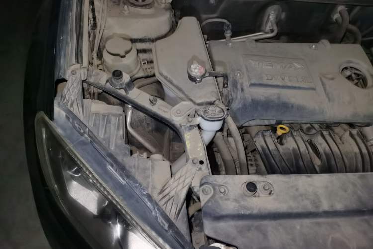 Used Yema T70 2015 1.8L Manual Elite Model Engine Bay Right