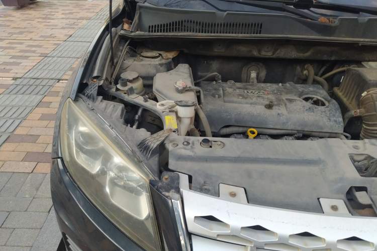 Used Yema T70 2015 1.8L Manual Luxury Model Engine Bay Right