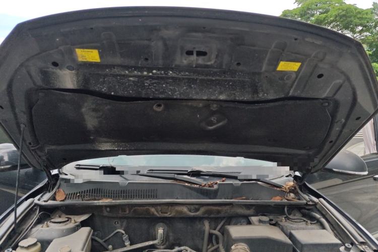 Used Yema T70 2015 1.8L Manual Comfort Model Engine Bay