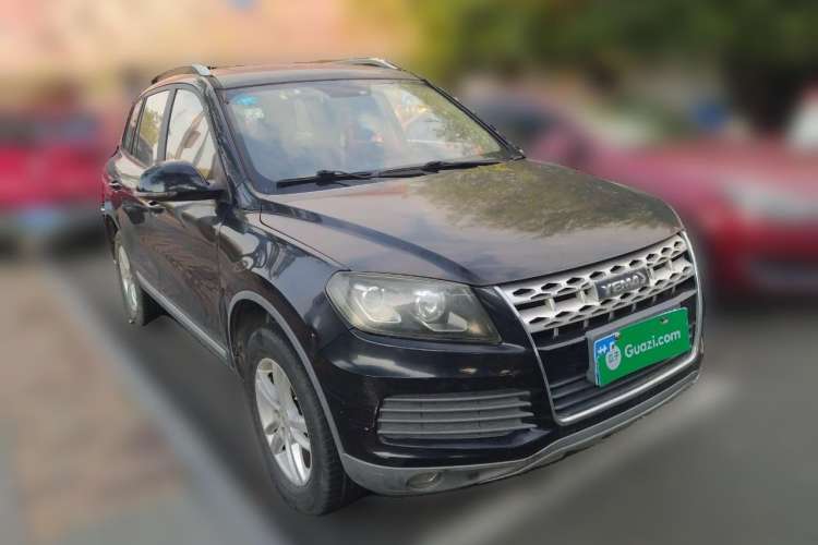 Used Yema T70 2015 1.8L Manual Luxury Model Front Right 45 Deg