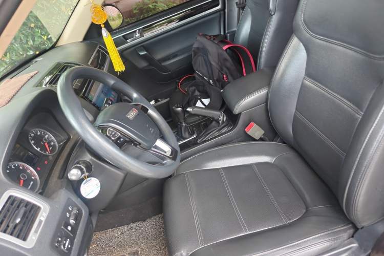 Used Yema T70 2015 1.8L Manual Elite Model Left Front Seat