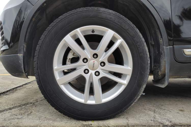 Used Yema T70 2015 Revised 1.8L Manual Elite Version Left Front Wheel Hub