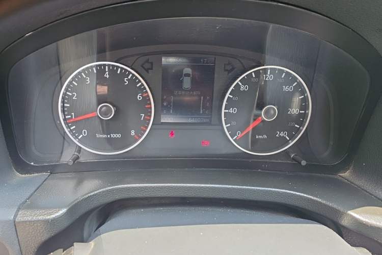 Used Yema T70 2015 Revised 1.8L Manual Elite Version Odometer Close Up