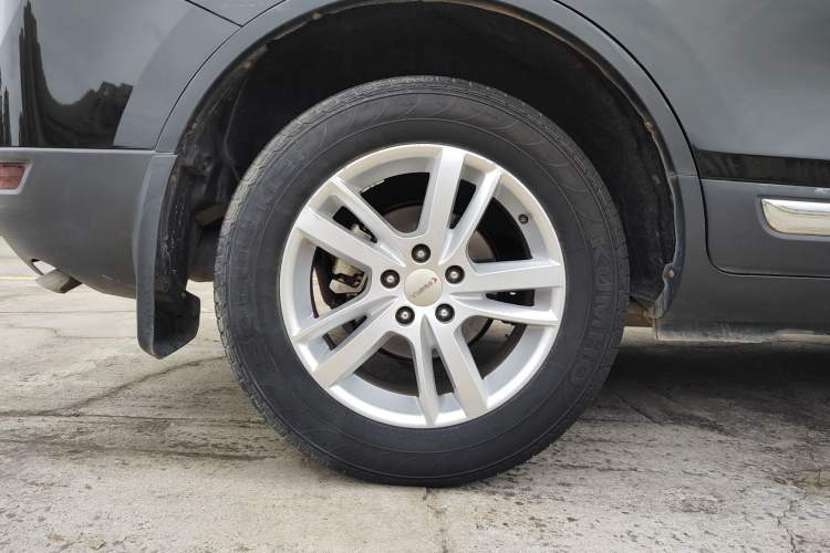 Used Yema T70 2015 Revised 1.8L Manual Elite Version Right Rear Wheel Hub