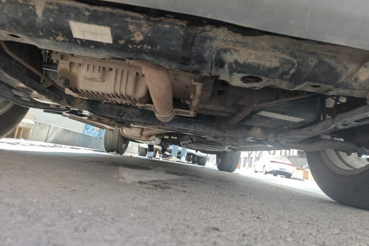 Used Yema T70 2015 1.8T CVT Flagship Model Chassis Front
