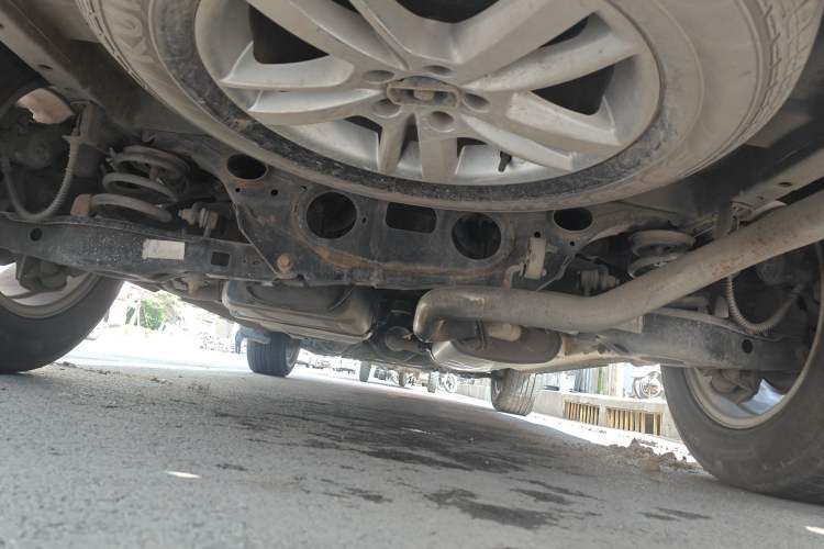 Used Yema T70 2015 1.8T CVT Flagship Model Chassis Rear