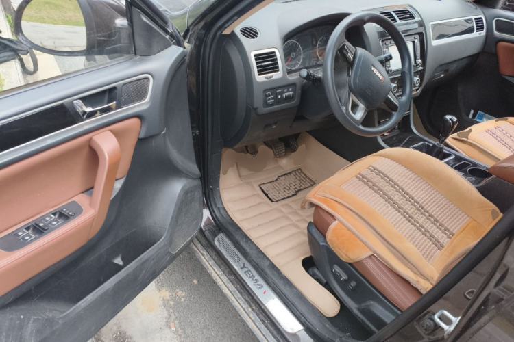 Used Yema T70 2015 1.8L Manual Comfort Model Driver Seat